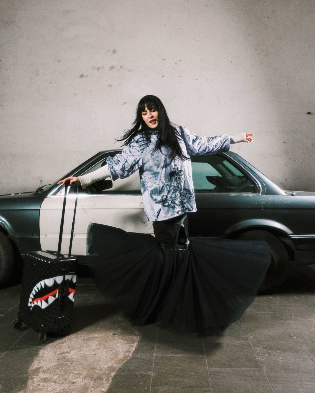 SHARKS IN PARIS HYPER PUFF CARRY-ON LUGGAGE