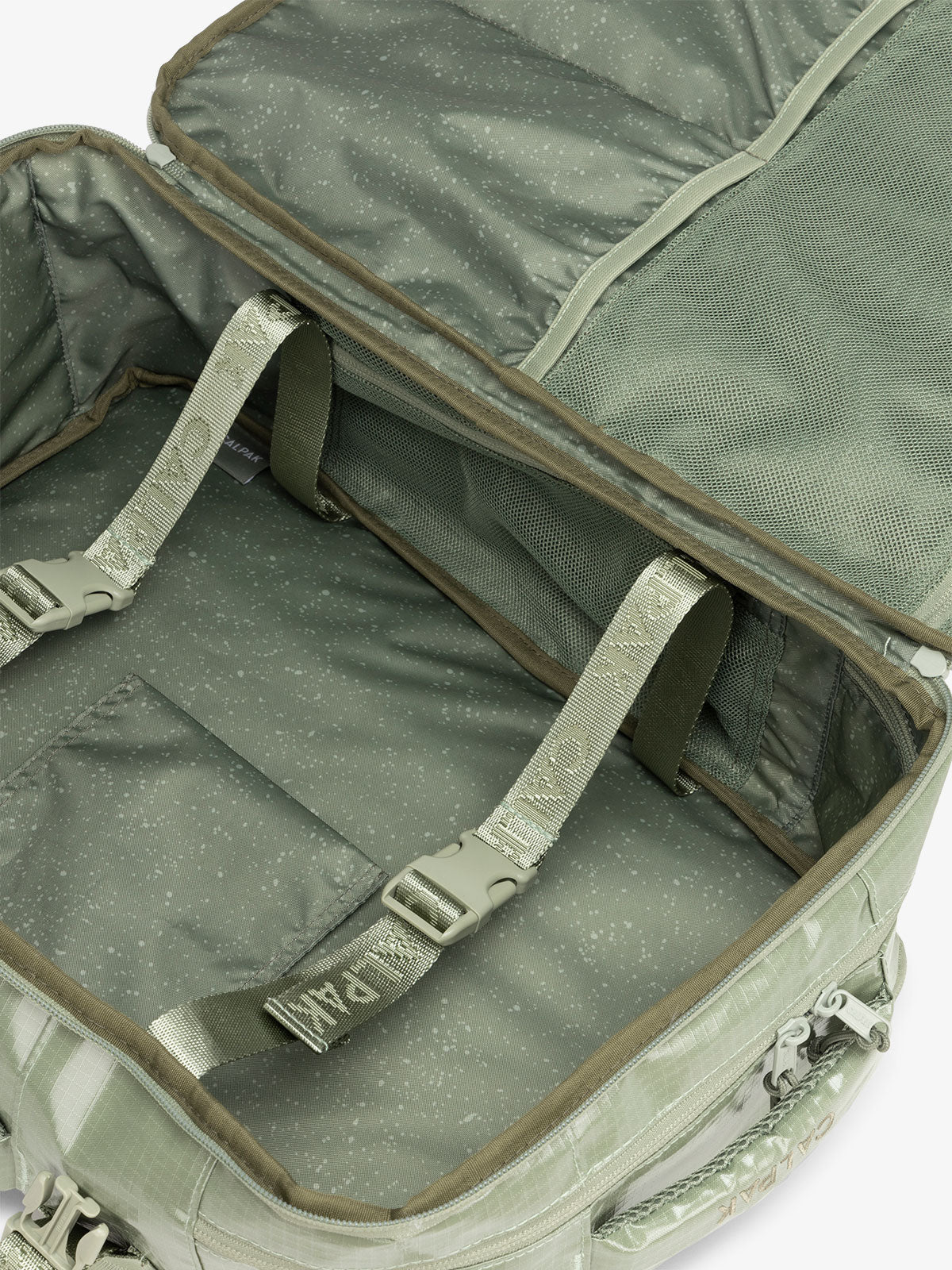 Terra 26L Laptop Duffel Backpack